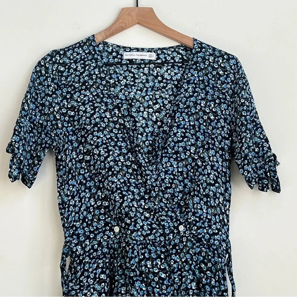 Faithfull the Brand Oslo Ditzy Blossom Village Blue Floral Mini Wrap Dress Us 4 - Picture 5 of 15